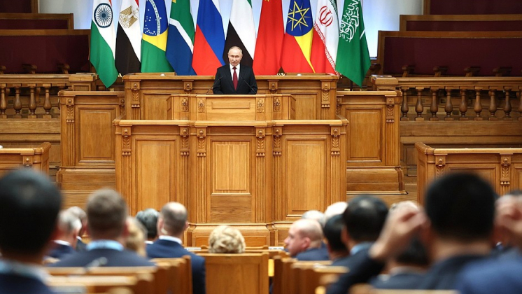 At the plenary session of the 10th BRICS Parliamentary Forum. Photo: Valery Sharifulin, TASS