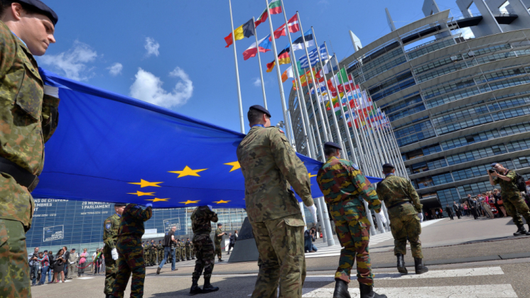 UE : vers la militarisation